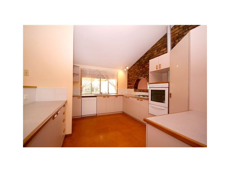 3 Castille Court, Highfields QLD 4352