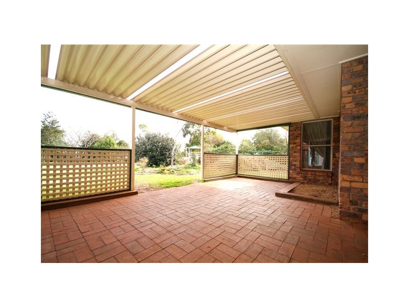 3 Castille Court, Highfields QLD 4352