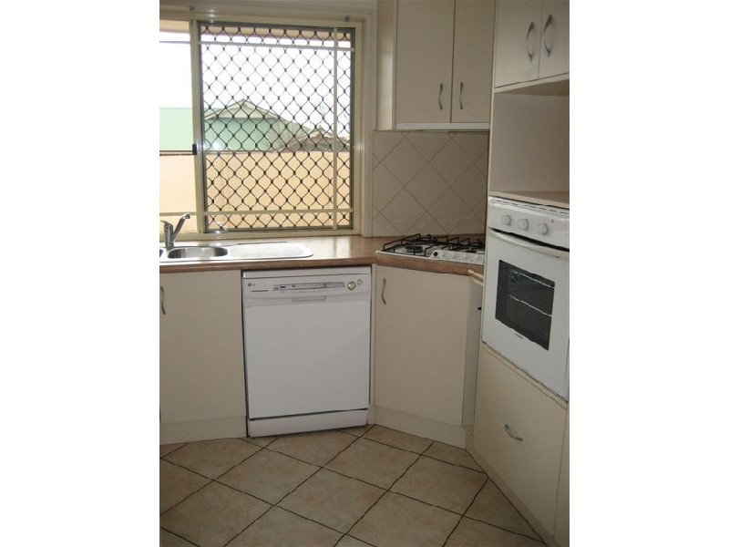 1 Beverley Close, Middle Ridge QLD 4350