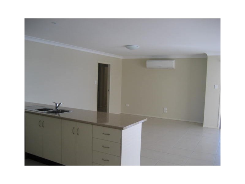 13 Edwin Street, Westbrook QLD 4350