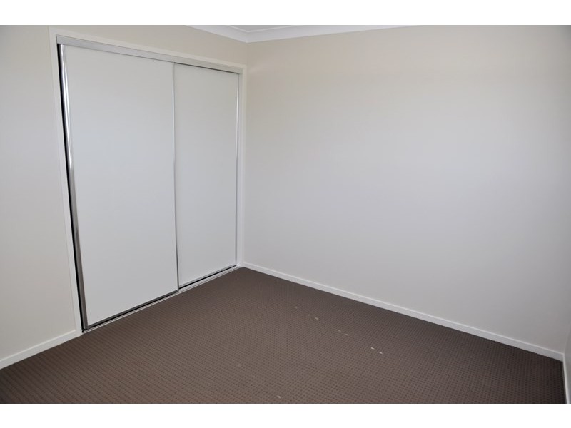 4/373 Greenwattle Street, Wilsonton QLD 4350