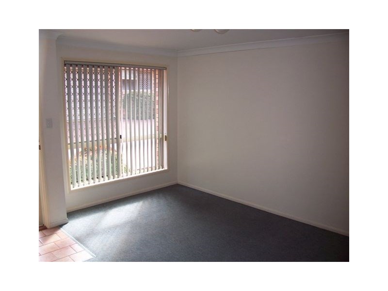 5/299 James Street, Newtown QLD 4350