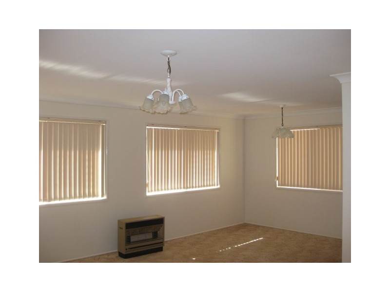 2 Donna Court, Kearneys Spring QLD 4350