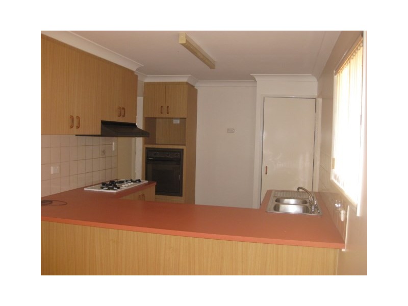 2 Donna Court, Kearneys Spring QLD 4350