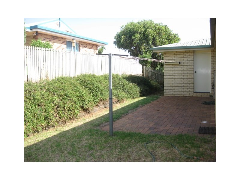 2 Donna Court, Kearneys Spring QLD 4350