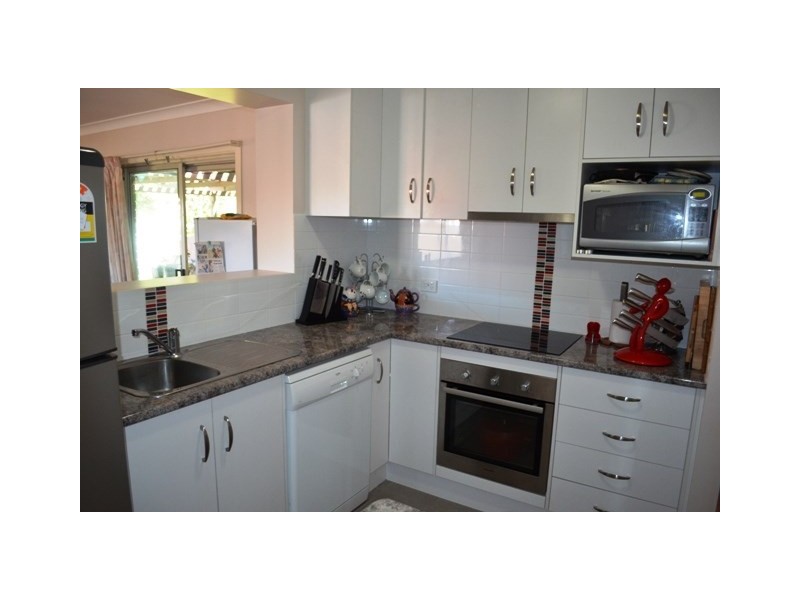 24 Noll Street, Kearneys Spring QLD 4350