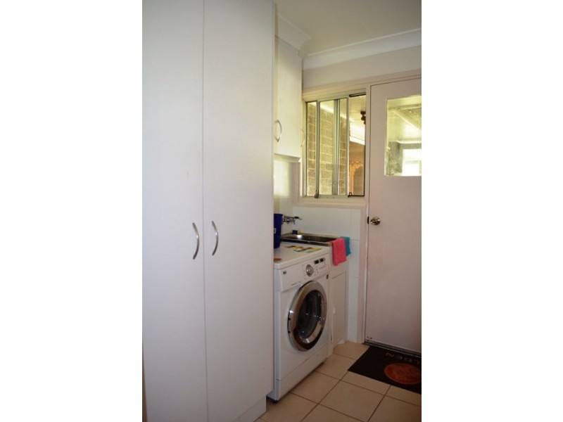 24 Noll Street, Kearneys Spring QLD 4350