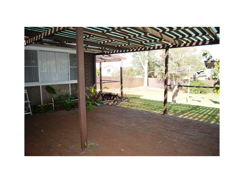 24 Noll Street, Kearneys Spring QLD 4350