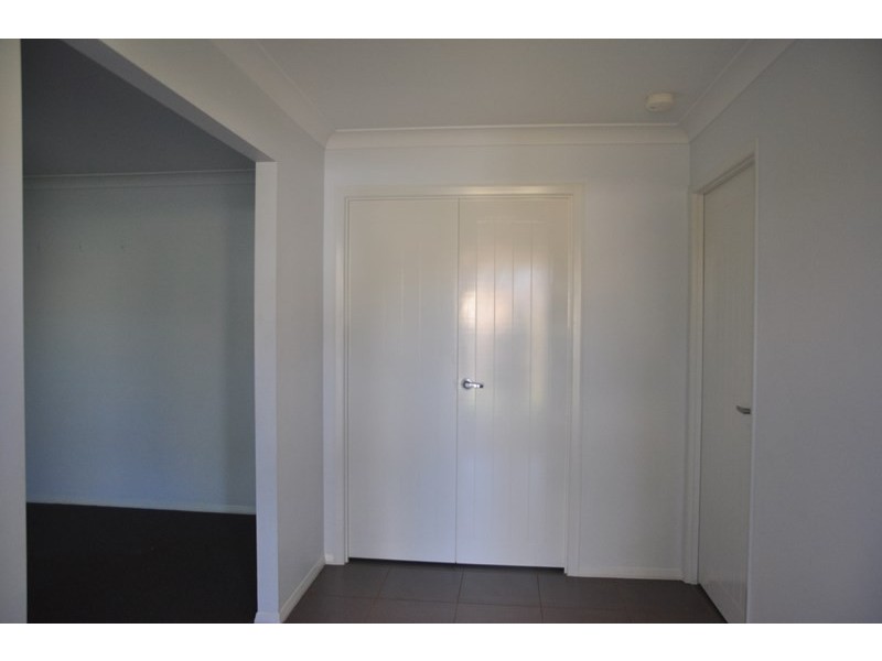 10 Quail Court, Highfields QLD 4352