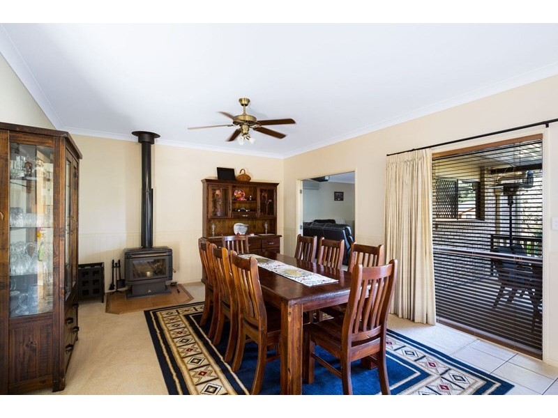 25 Highland Park Road, Meringandan West QLD 4352