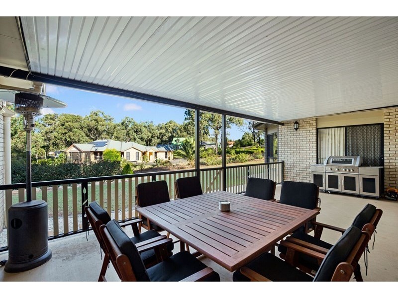 25 Highland Park Road, Meringandan West QLD 4352