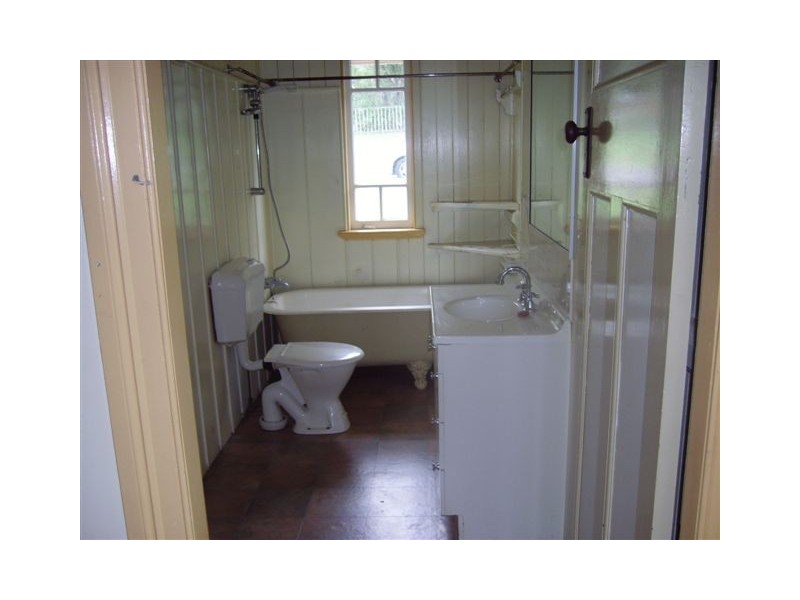 151 North Street, Rockville QLD 4350