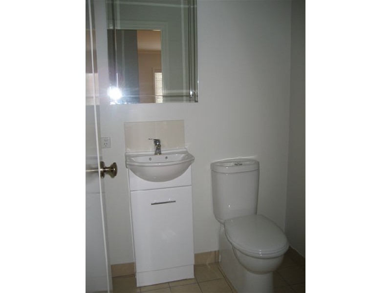 1/36 High Street, Toowoomba QLD 4350