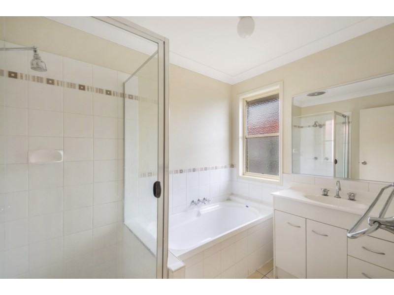 7 Cuttaburra Crescent, Glenvale QLD 4350