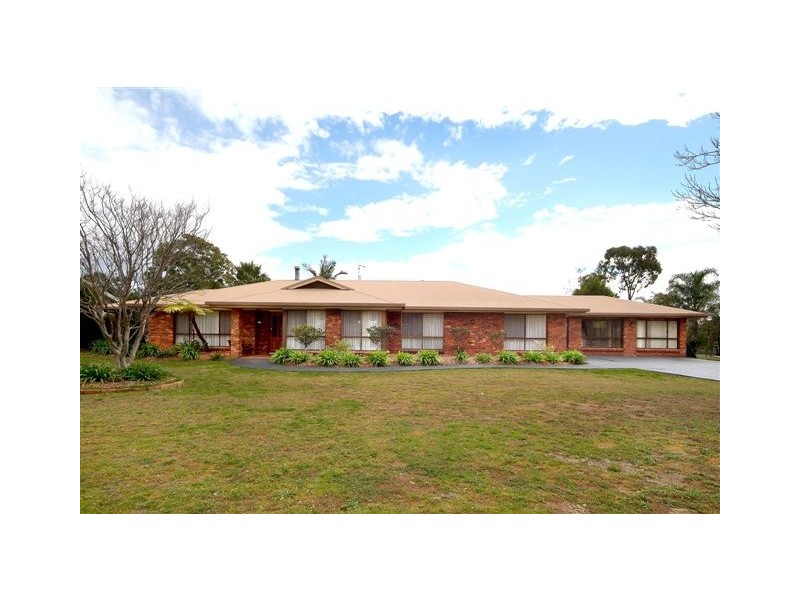 15 Cotswold Hills Drive, Cotswold Hills QLD 4350
