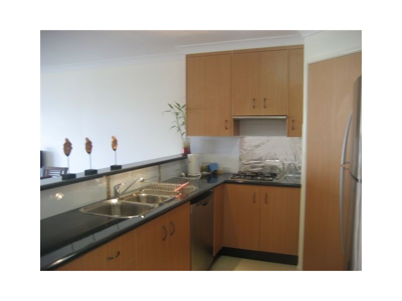 2/22 Sambar Court, Kearneys Spring QLD 4350