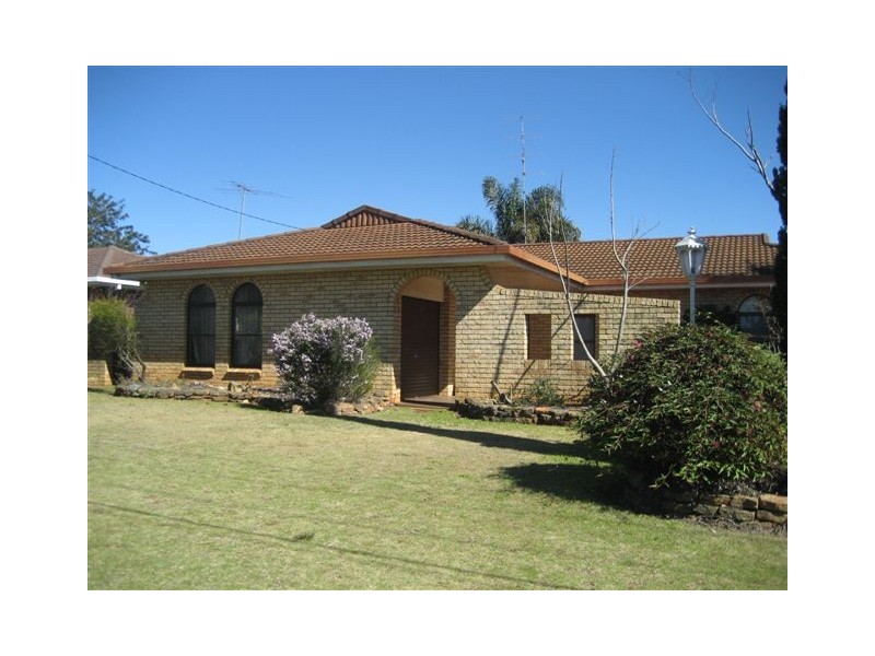 11 Jimbour Drive, Newtown QLD 4350