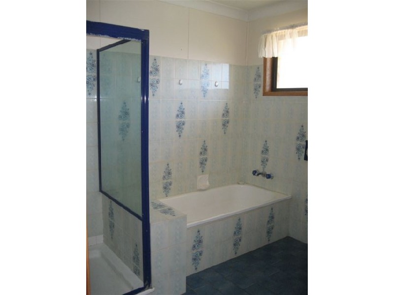11 Jimbour Drive, Newtown QLD 4350