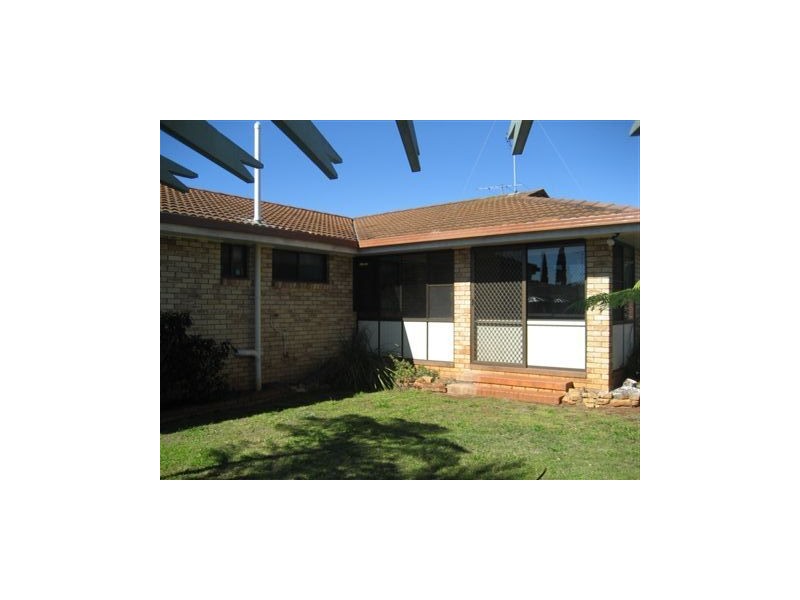 11 Jimbour Drive, Newtown QLD 4350