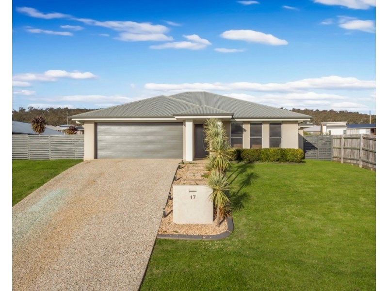 17 Pelling Court, Westbrook QLD 4350