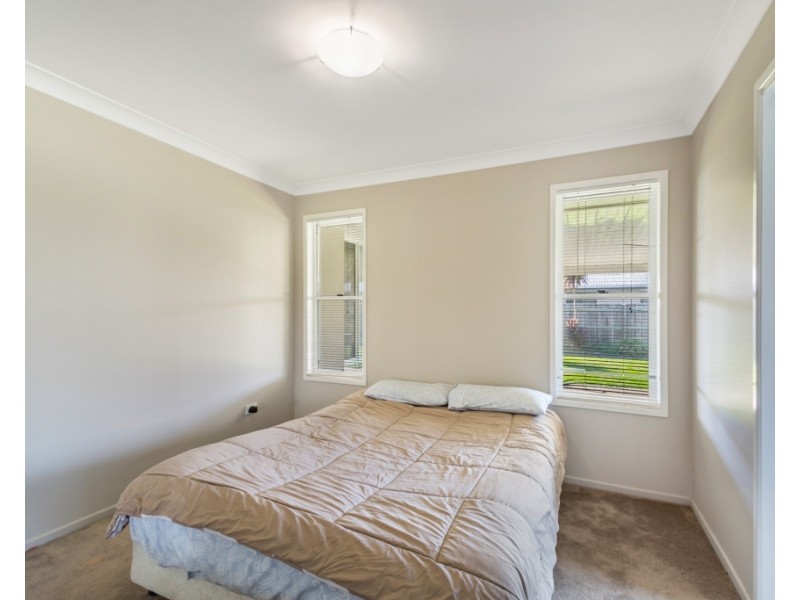 17 Pelling Court, Westbrook QLD 4350