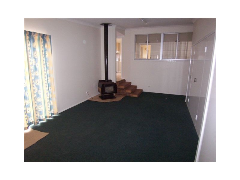 3 Gatfield Street, Newtown QLD 4350