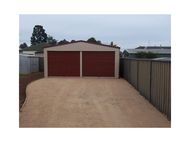 3 Gatfield Street, Newtown QLD 4350