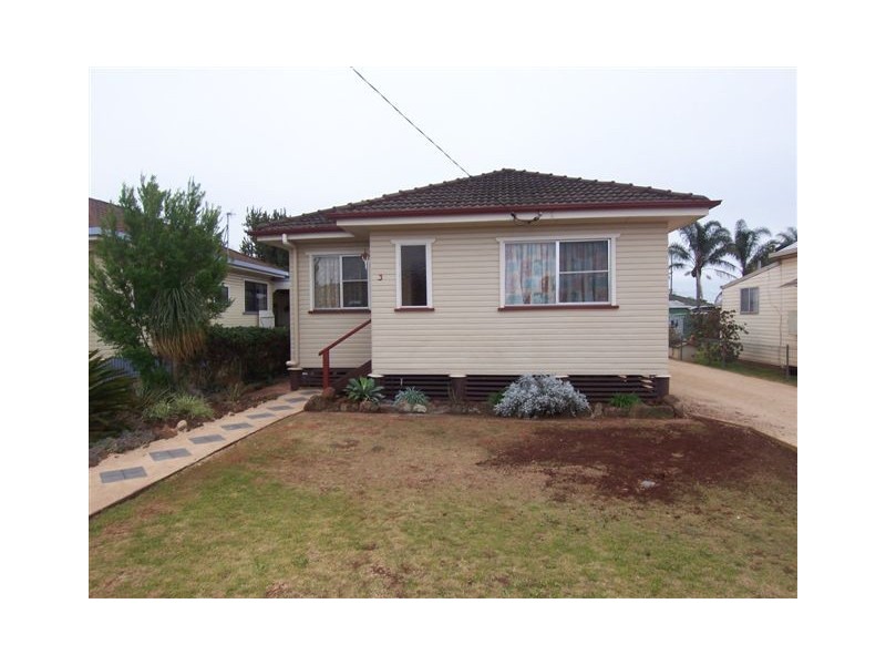 3 Gatfield Street, Newtown QLD 4350