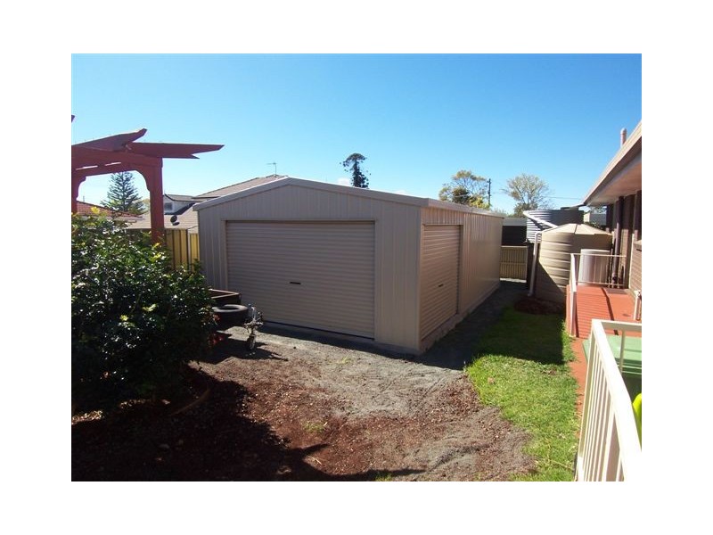 17 Knockator Crescent, Centenary Heights QLD 4350