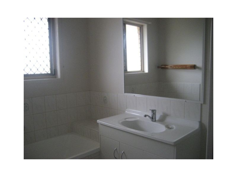 25 Gainsborough Drive, Glenvale QLD 4350