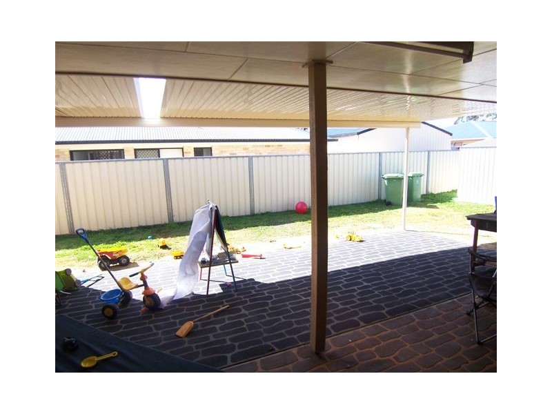 4 Chifley Street, Middle Ridge QLD 4350