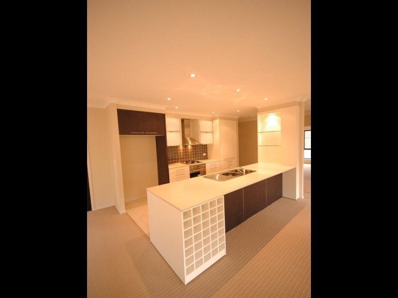 3/51 Jellicoe Street, Mount Lofty QLD 4350