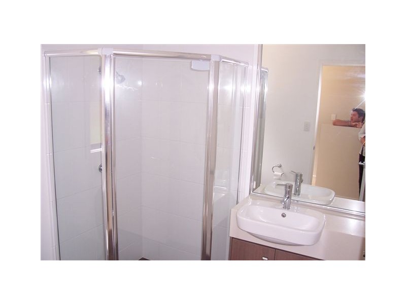 3/51 Jellicoe Street, Mount Lofty QLD 4350