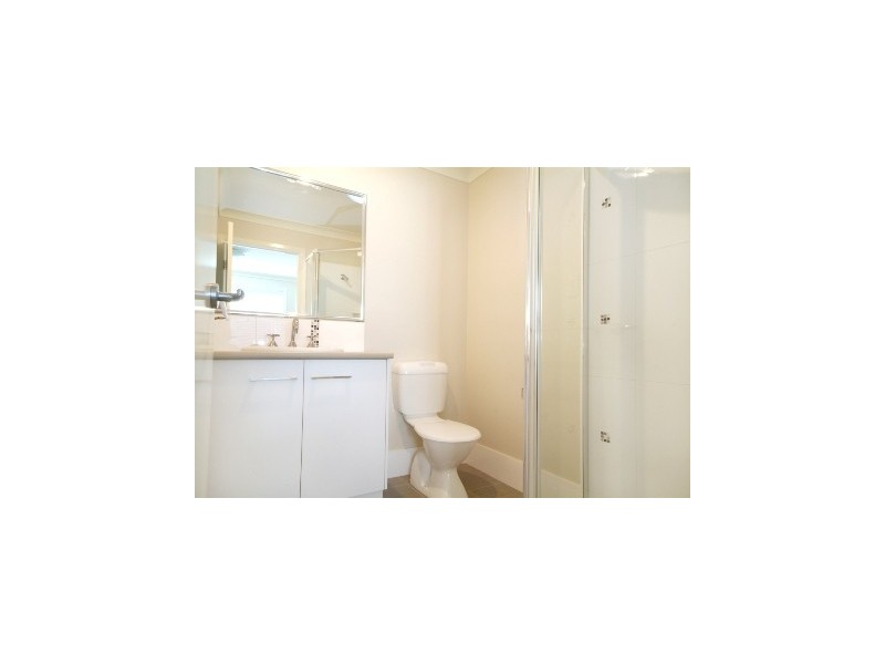 2/27 Highgrove Drive, Highfields QLD 4352