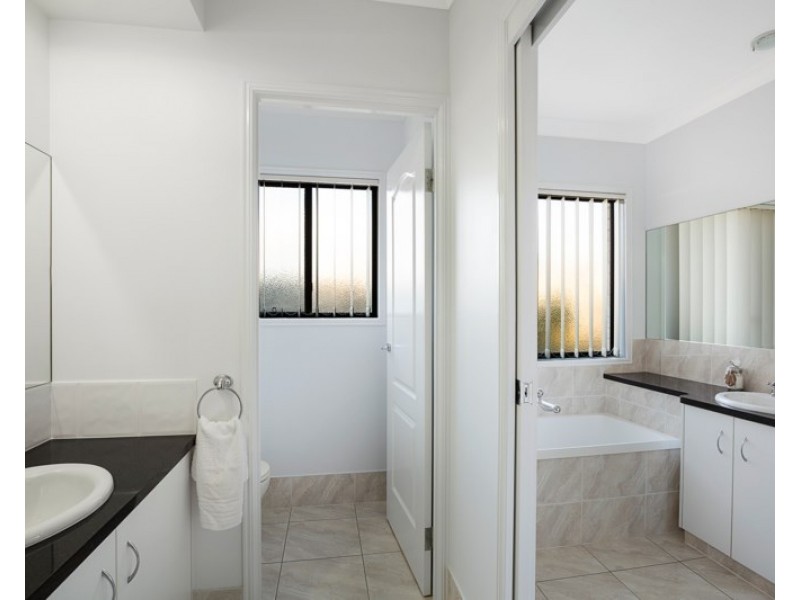 23 Honeyeater Drive, Highfields QLD 4352