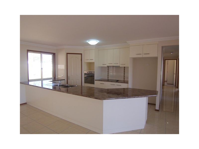 33 Whitman Street, Westbrook QLD 4350