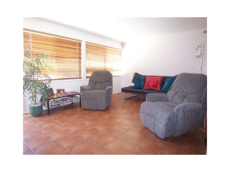 2 Englart Street, Wilsonton QLD 4350