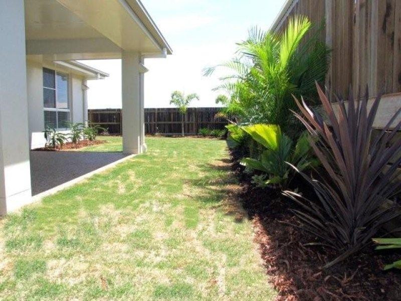 5 Saba Court, Middle Ridge QLD 4350