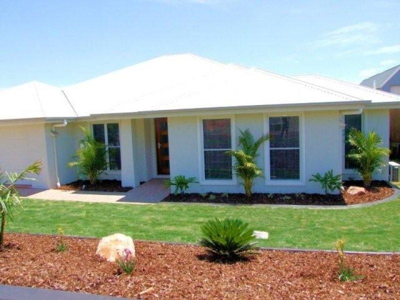 5 Saba Court, Middle Ridge QLD 4350