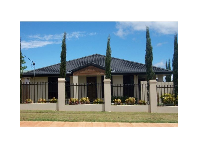 1/323 Ramsay Street, Middle Ridge QLD 4350