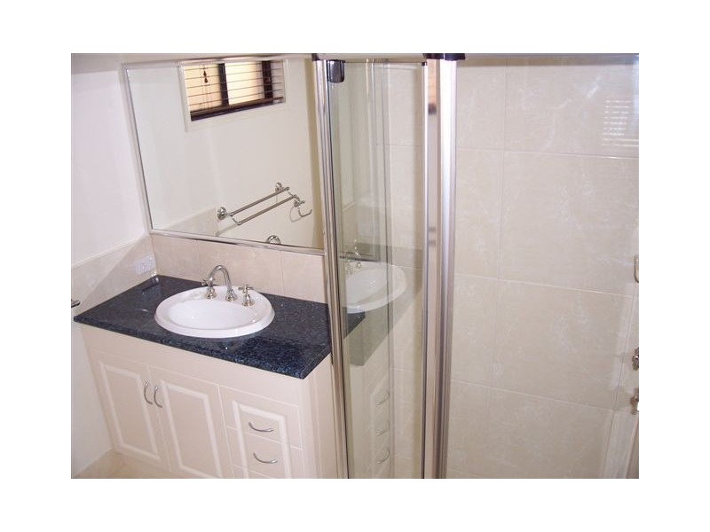 1/323 Ramsay Street, Middle Ridge QLD 4350