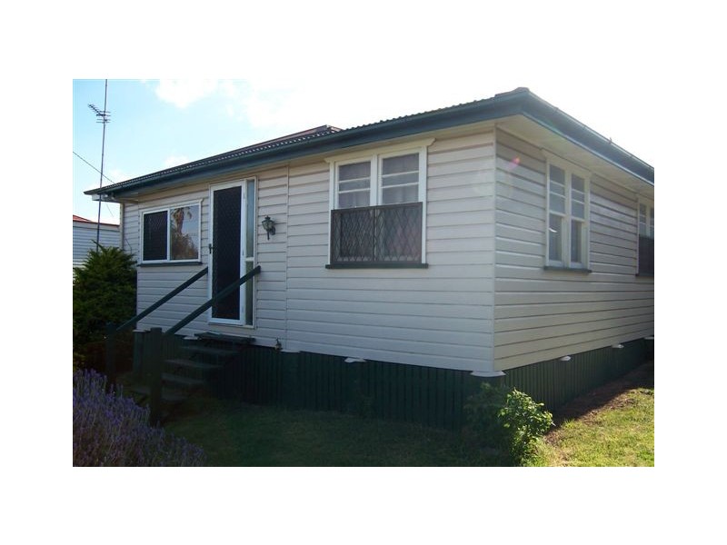 35 Helen Street, Toowoomba QLD 4350