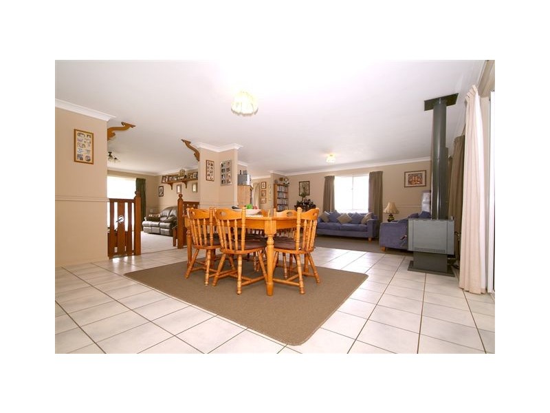 18 Strathconan Drive, Glenvale QLD 4350