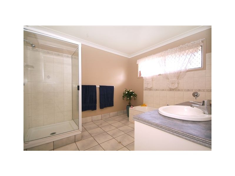 18 Strathconan Drive, Glenvale QLD 4350