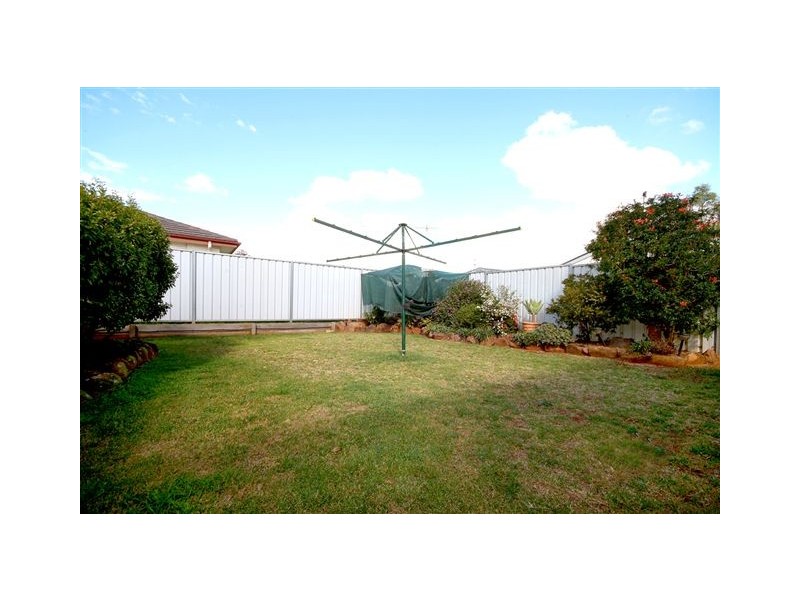 18 Strathconan Drive, Glenvale QLD 4350