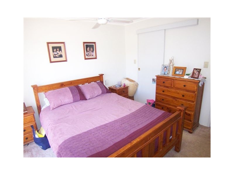 1 Kurrajong Street, Newtown QLD 4350