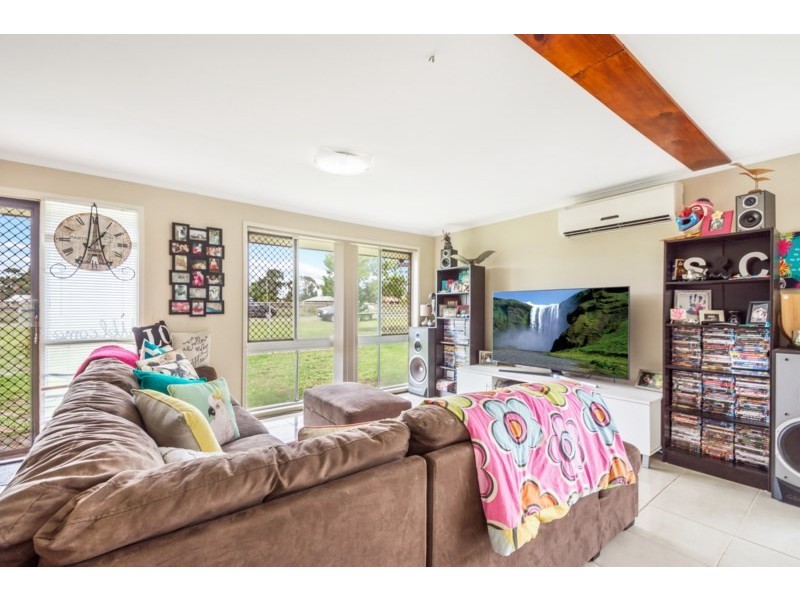 44 Railway Street, Cambooya QLD 4358