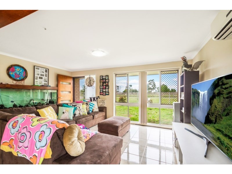 44 Railway Street, Cambooya QLD 4358