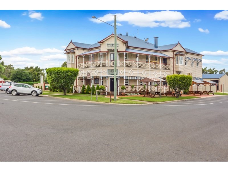 44 Railway Street, Cambooya QLD 4358