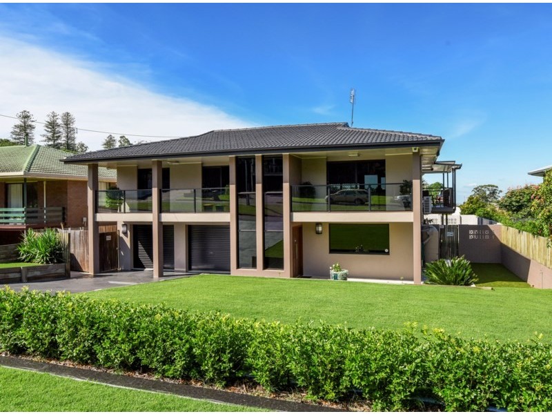 16 Blue Hills Drive, Rangeville QLD 4350